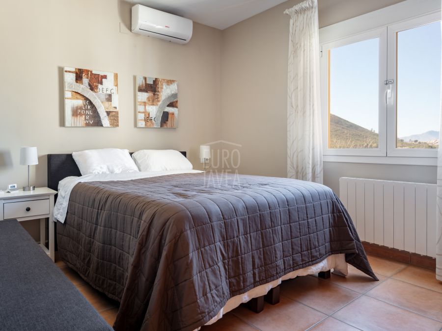 Villa exclusief te koop in het Pinomar-gebied, op een paar minuten van het strand