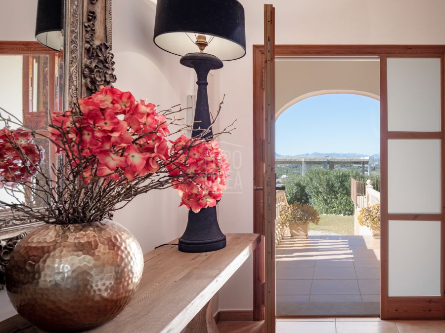 Villa exclusief te koop in het Pinomar-gebied, op een paar minuten van het strand