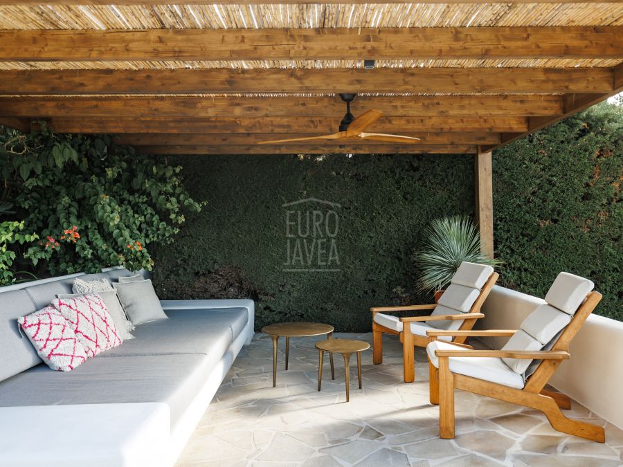 Charmante villa à vendre à Jávea, dans le quartier calme de Montgó.