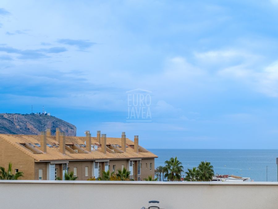 Apartment for sale exclusively close to the Arenal Beach in Jávea
