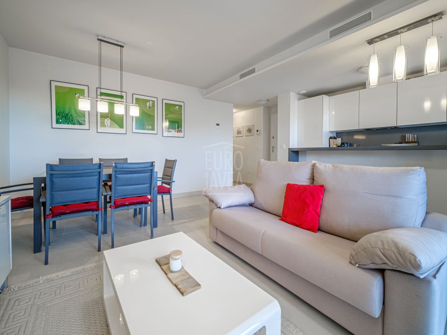 Apartamento a la venta en exclusiva a un paso de la Playa del Arenal en Jávea