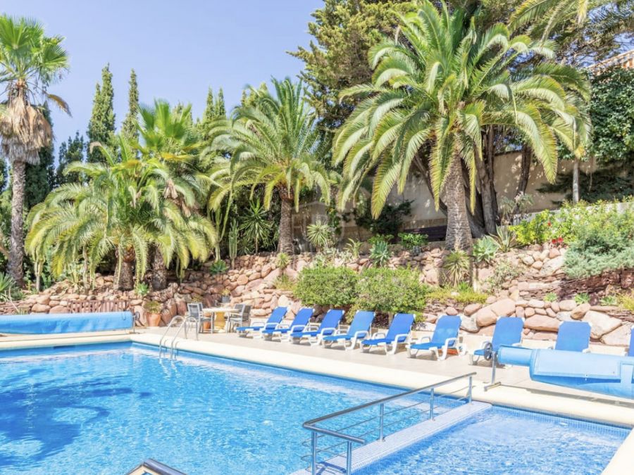 Villa in mediterrane stijl te koop in Moraira, in de wijk La Sabatera met een toeristenvergunning