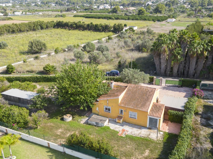 Onlangs gerenoveerde villa op een steenworp afstand van het Arenal-strand