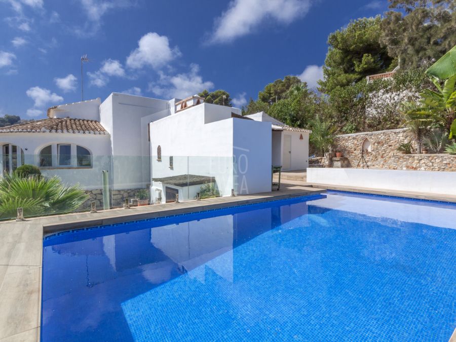 Villa for sale exclusively in Jávea in the Toscal area all on one floor