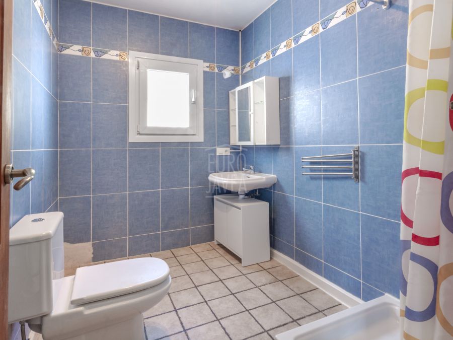 Villa exclusief te koop in Jávea in het Toscal-gebied, allemaal op één verdieping