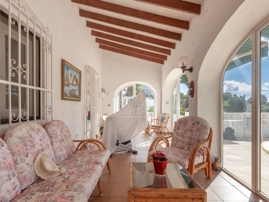 Villa for sale in the Los Lagos urbanization in Jesús Pobre, close to Jávea and Denia