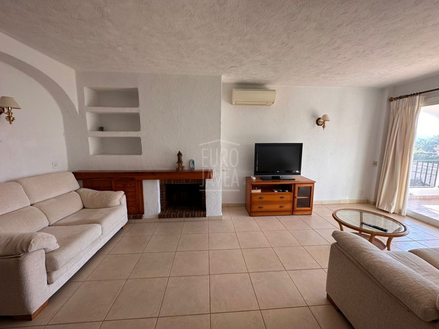Appartement à vendre exclusivement au centre du port de Jávea avec vue sur la mer