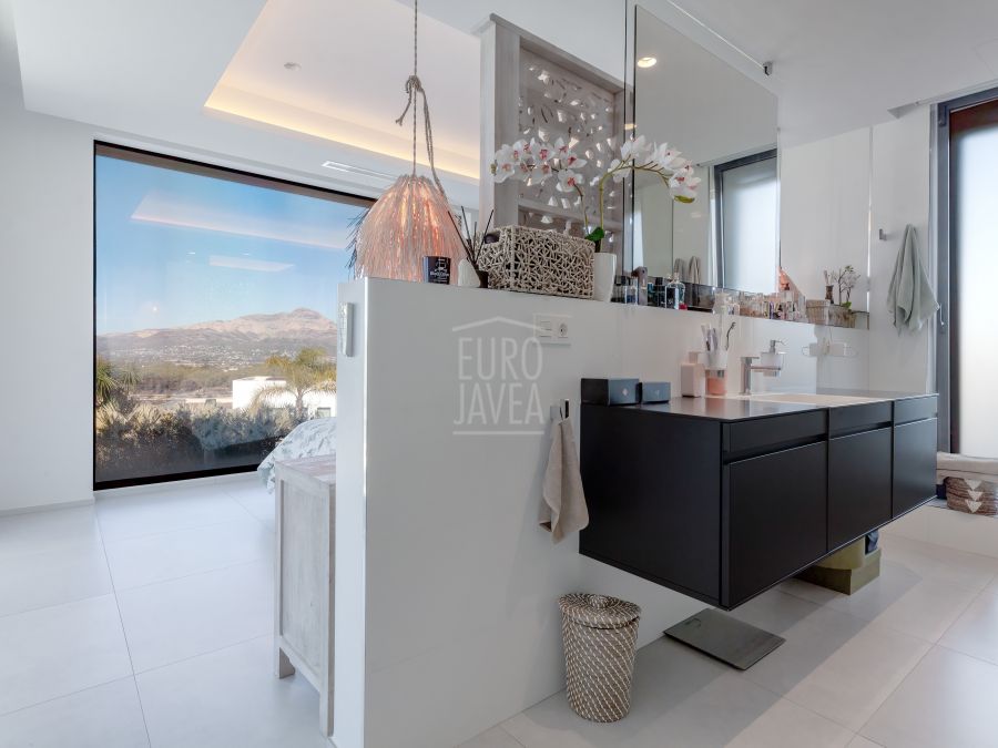 Modern style villa for sale in the Villes del Vent area of Jávea with panoramic and sea views