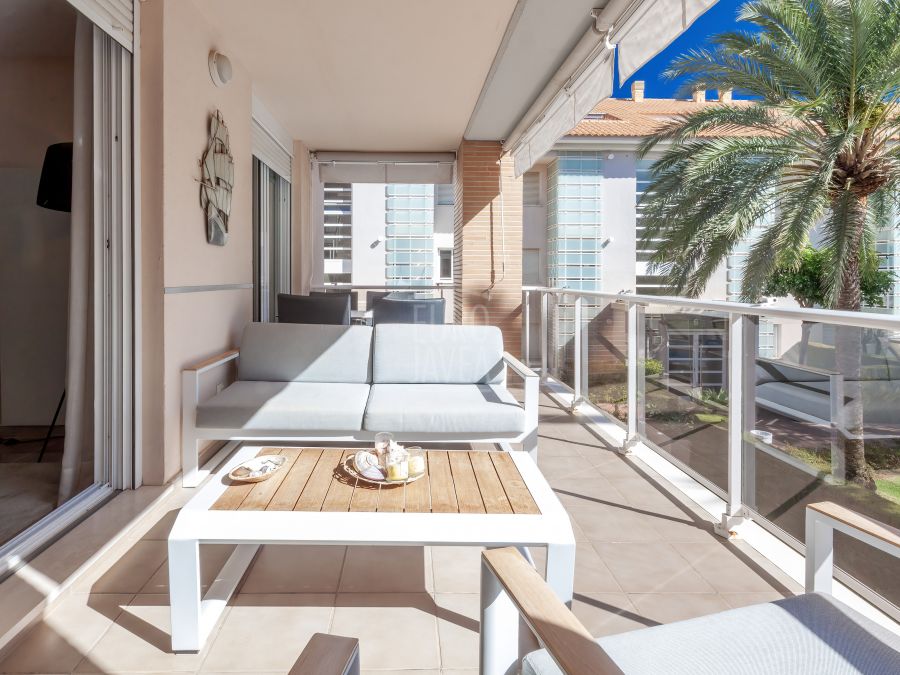 Apartment for sale exclusively on Arenal Beach in Jávea