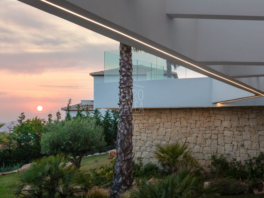 Proyecto de villa unifamiliar en la zona del Portichol en Jávea , con impresionantes vistas al mar y a la isla del Portichol