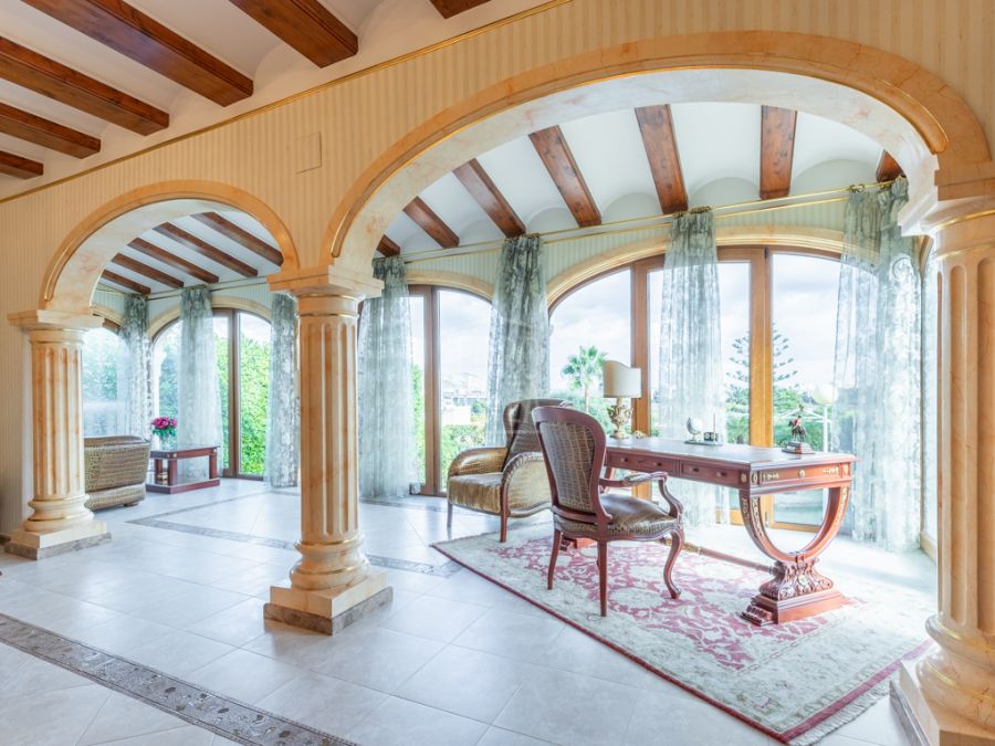 Set van 4 villa's met zeezicht te koop in Jávea, in de regio Adsubia. Ideaal als toeristisch of residentieel complex