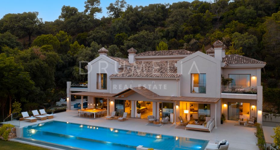 Te koop nieuw luxe huis met prachtig panoramisch uitzicht in La Zagaleta, Benahavis