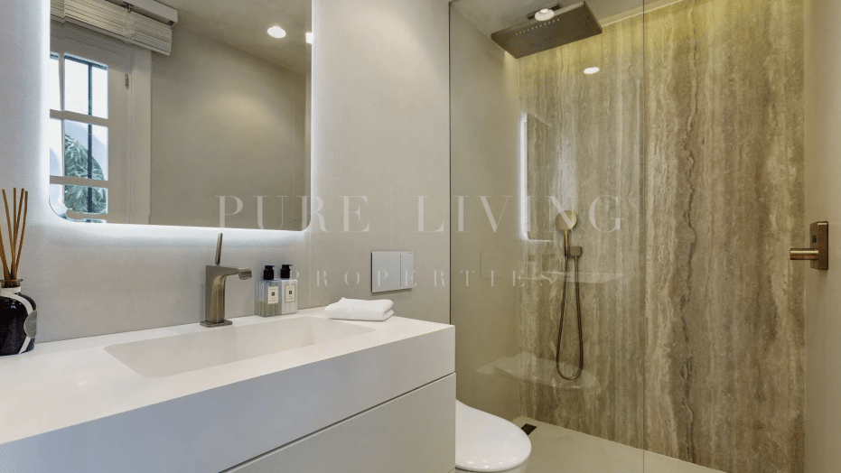 Lujoso apartamento de 2 dormitorios en Puente Romano Fase II