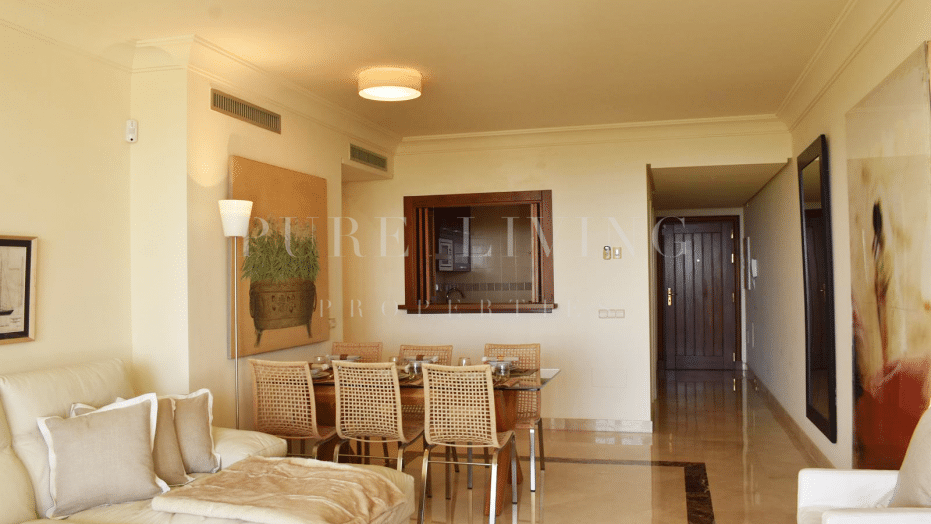 Appartement met zeezicht te huur in Lomas de Marques.