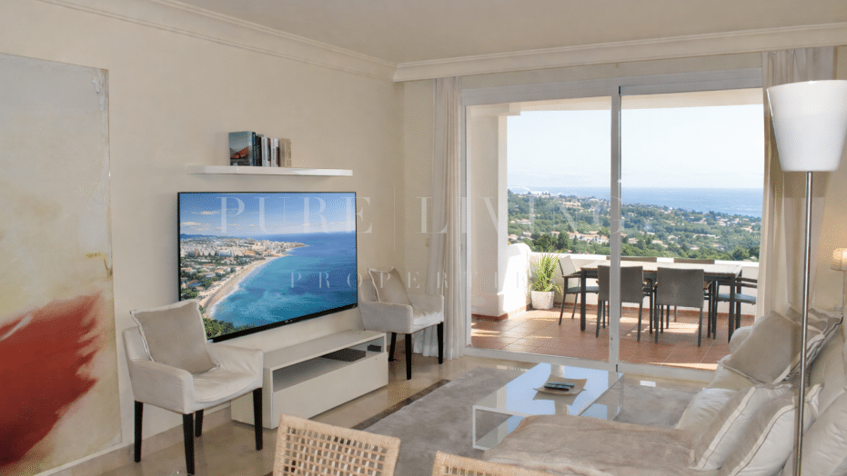 Appartement met zeezicht te huur in Lomas de Marques.