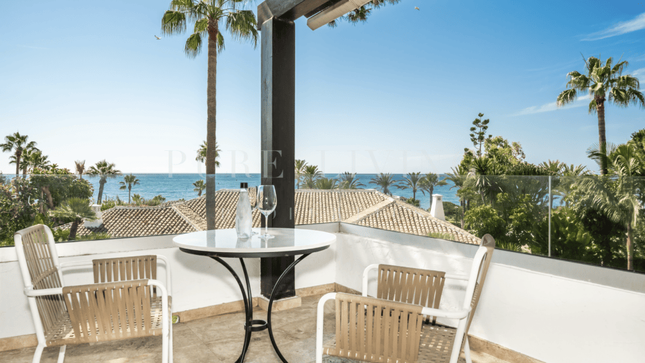 Ático de un dormitorio en Puente Romano Hotel con vistas al mar