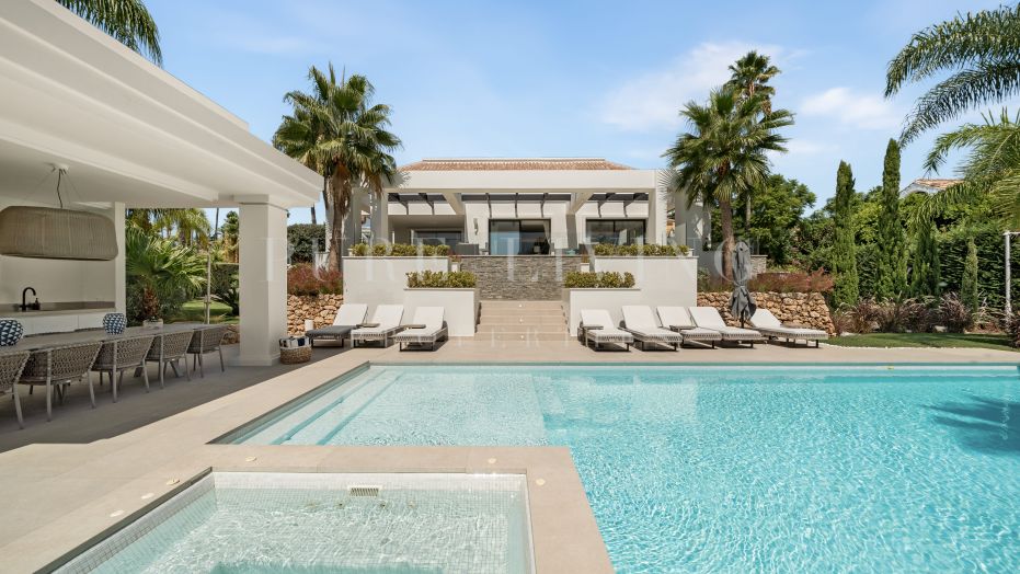 Casa Palmeras – Contemporary Mediterranean Villa in El Paraíso, Estepona East