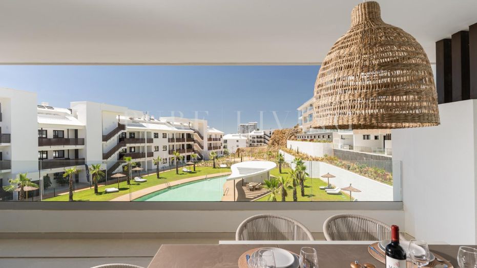 Gloednieuw luxe appartement met uitzicht op het zwembad en toeristische verhuurvergunning in El Higuerón