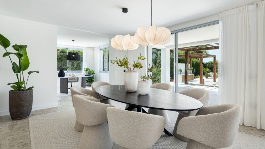 Villa Azahar – Elegant Family Villa in El Paraíso Medio, Estepona East