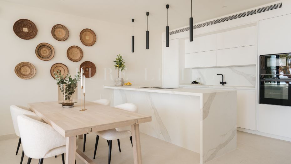 Duplex penthouse with panoramic views in Les Belvederes