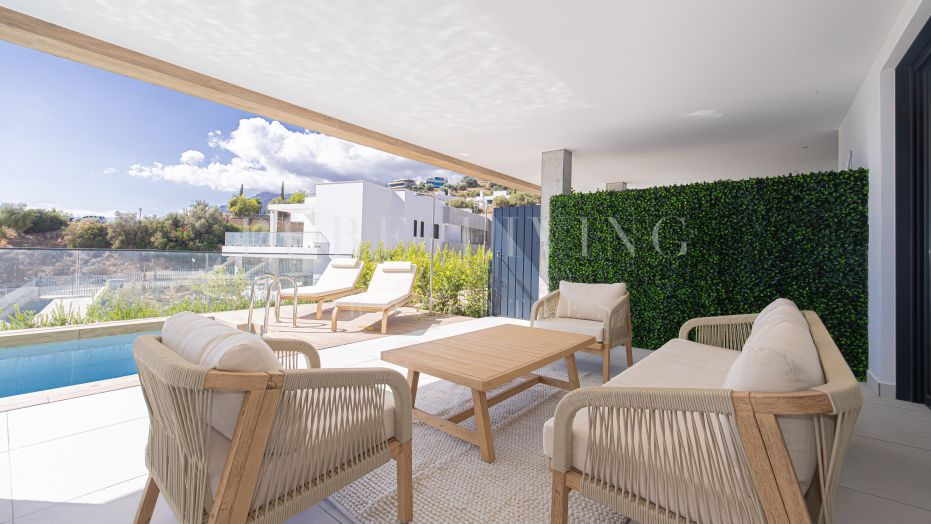 Luxe appartement met 2 slaapkamers op de begane grond, privézwembad en resortfaciliteiten in Altos de Los Monteros