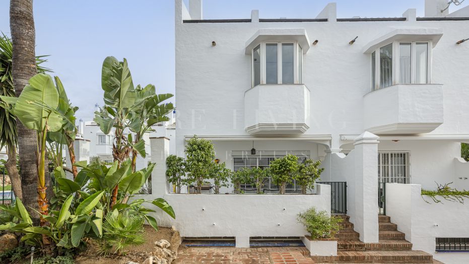 Hoekwoning met potentieel in Arco Iris, Golden Mile van Marbella