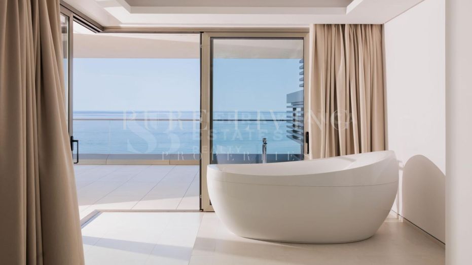 Luxe appartement aan het strand te huur in Málaga Tower – met uitzicht op zee.