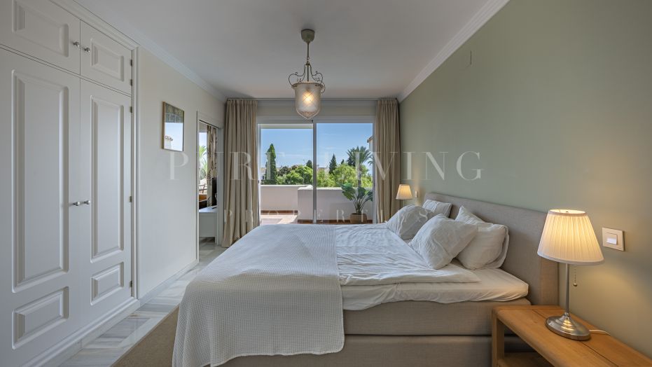 Appartement de 2 chambres avec vue sur la mer à Royal Gardens, Nueva Andalucía