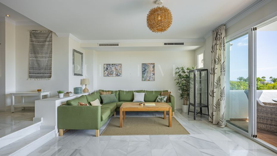 Appartement de 2 chambres avec vue sur la mer à Royal Gardens, Nueva Andalucía