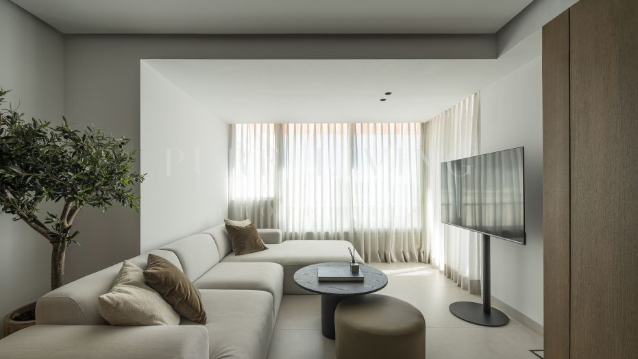 Elegante apartamento de 3 dormitorios recién renovado en el prestigioso centro de Marbella – A pocos pasos de la playa