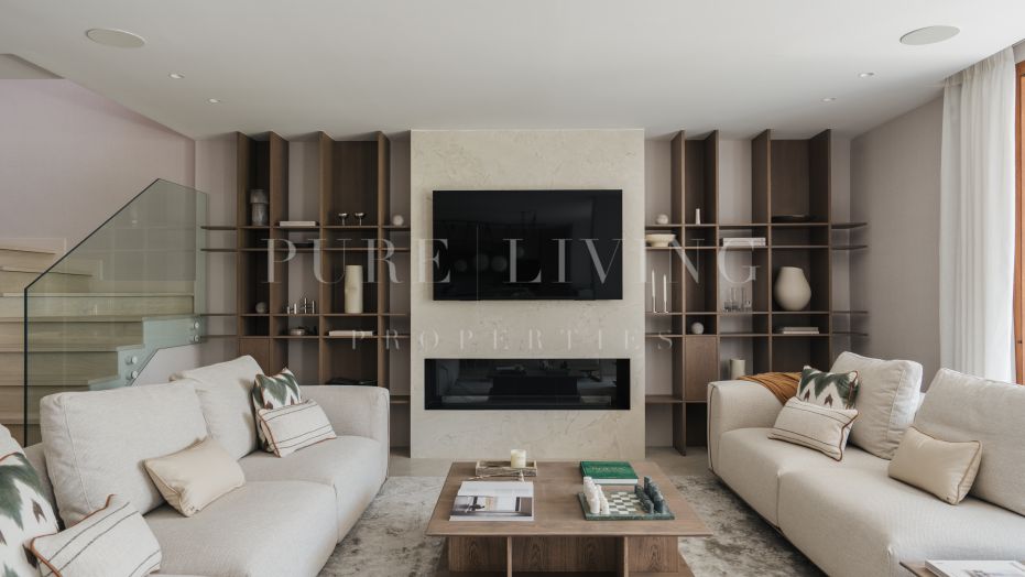 Beautifully renovated four-bedroom duplex apartment in Alcores del Golf.