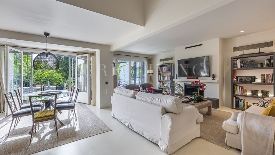 Maison de ville en première ligne du Guadalmina Golf Club