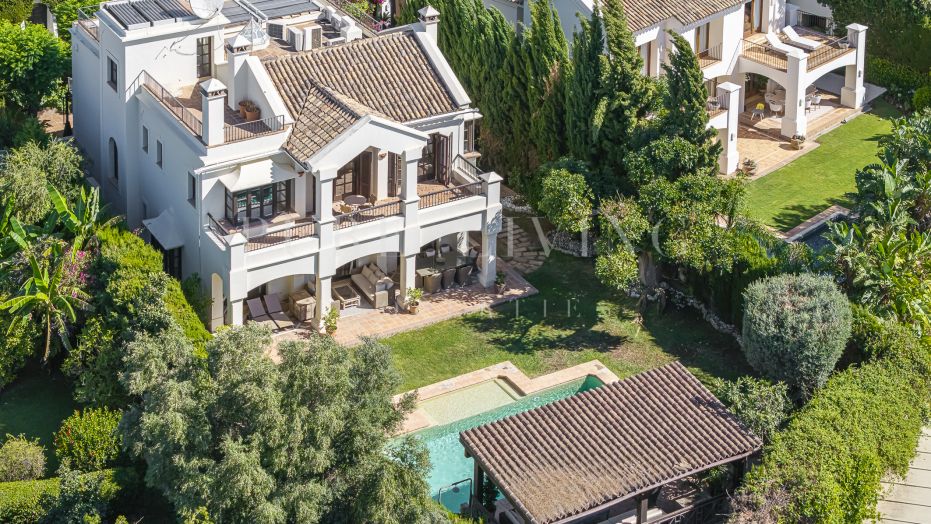Andalucian style family home in Balcones de Sierra Blanca