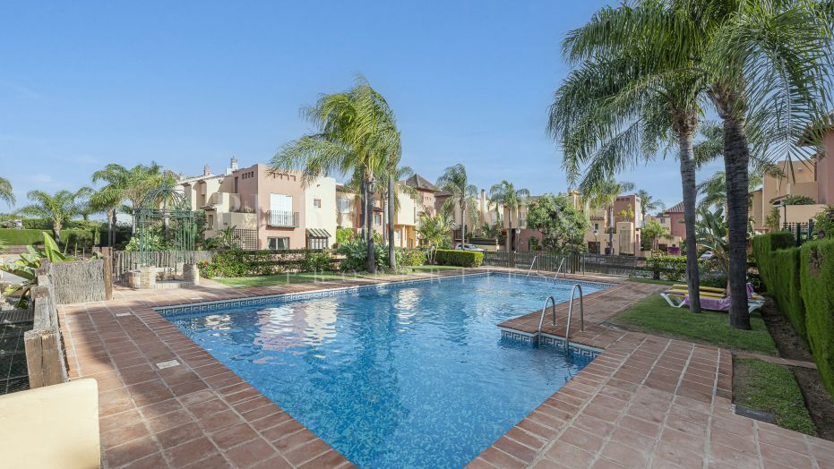 Maison Jumelée pour une location à long terme à Marbella - Puerto Banus, Marbella - Toutes les zones