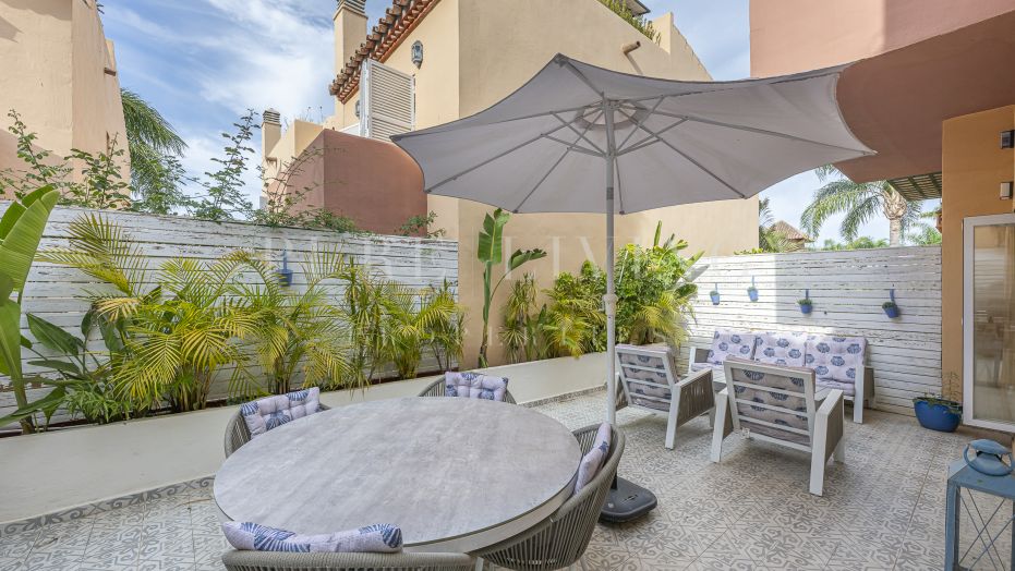 Maison Jumelée pour une location à long terme à Marbella - Puerto Banus, Marbella - Toutes les zones