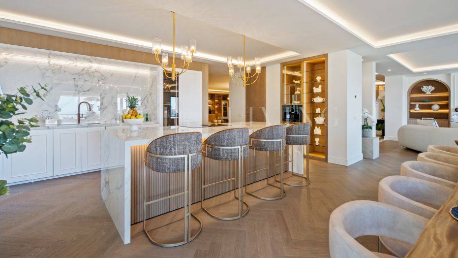 Feroz – Los Arrayanes, Nueva Andalucía Penthouse Duplex