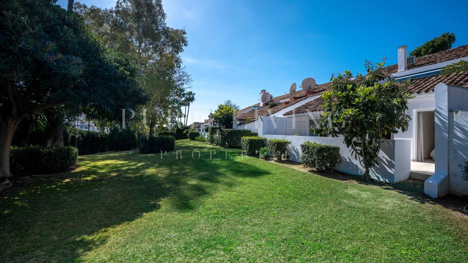 Newly renovated ground floor apartment in Nueva Andalucia