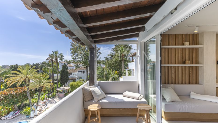 Fully Renovated Penthouse in Hotel Puente Romano