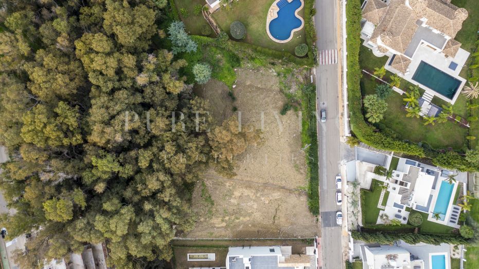 Terrain d'exception situé à Nueva Andalucía