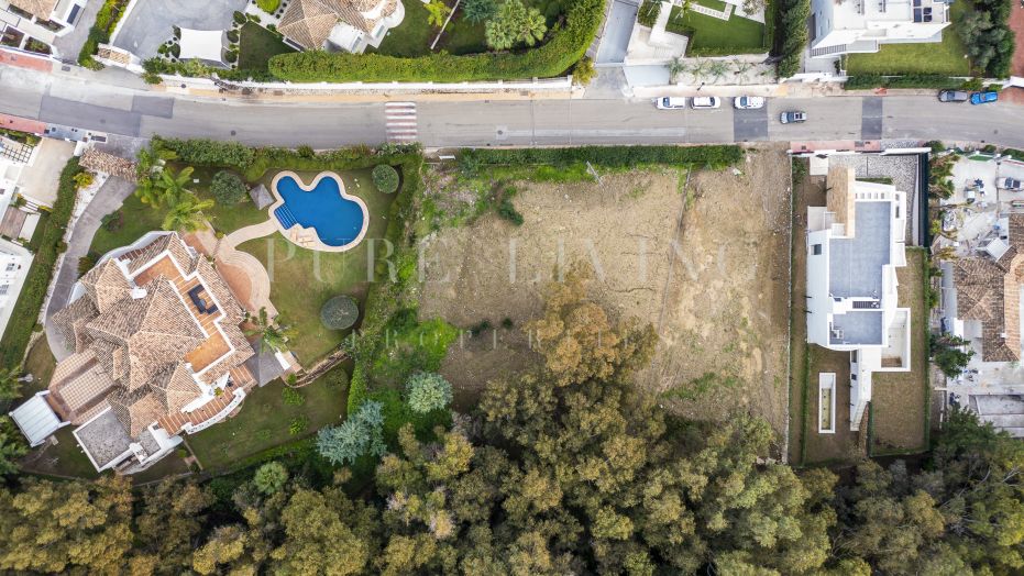 Terrain d'exception situé à Nueva Andalucía