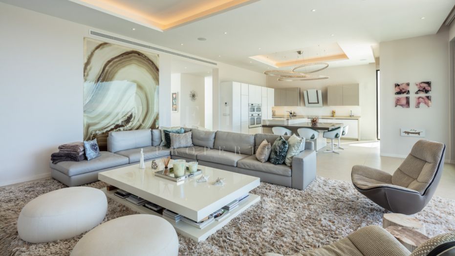 Indrukwekkende villa met zeven slaapkamers met panoramisch uitzicht in La Quinta