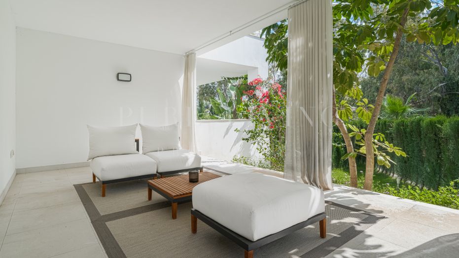 A three bedroom garden apartment in Nazules, Marbella Golden Mile