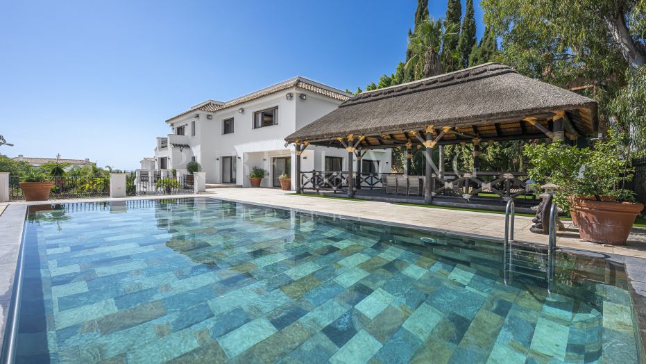 Villa El Herrojo: Luxury mountainside retreat