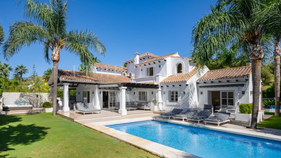 Superbe villa de luxe de six chambres à Los Naranjos Golf