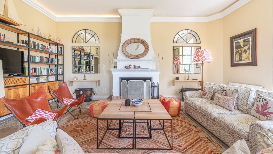 Elégante villa de quatre chambres située dans un quartier prestigieux