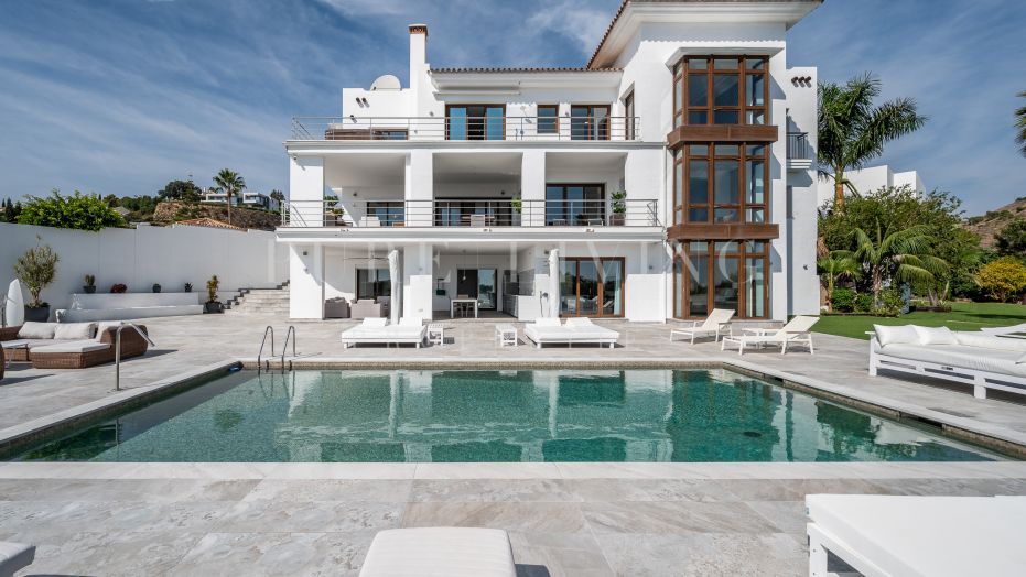 Villa voor korte termijn huur in El Paraiso, Estepona Oost