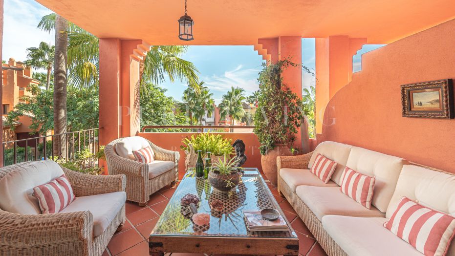 Élégant appartement de trois chambres à coucher situé dans un quartier privilégié à proximité de la plage