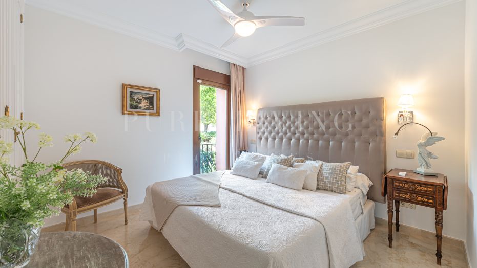Élégant appartement de trois chambres à coucher situé dans un quartier privilégié à proximité de la plage