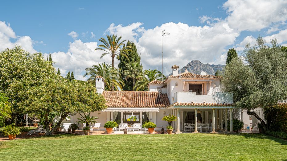 Magnificent eight bedroom villa located in the prestigious Marbella Club, Golden Mile