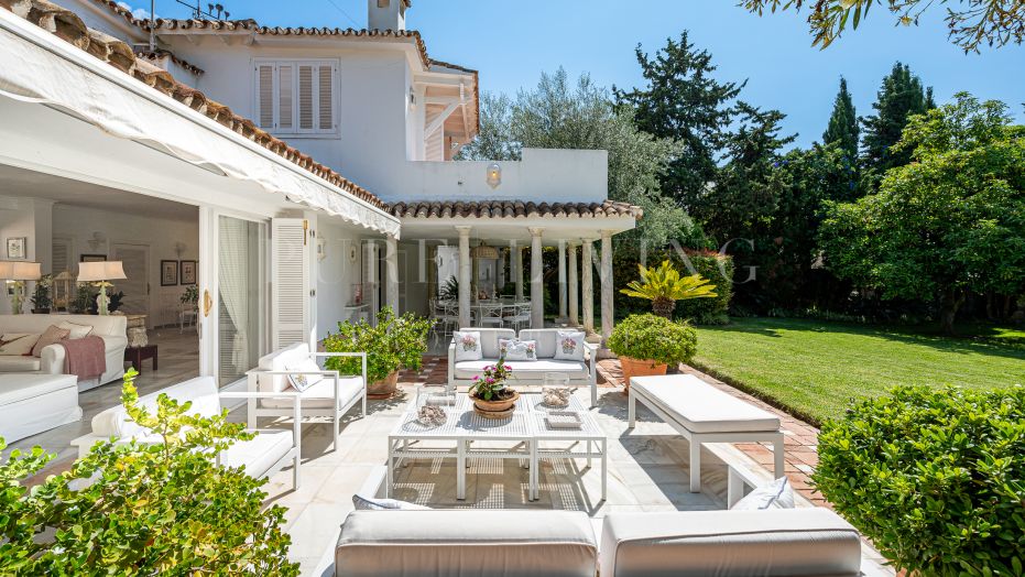 Magnifique villa de huit chambres située dans le prestigieux Marbella Club, Golden Mile